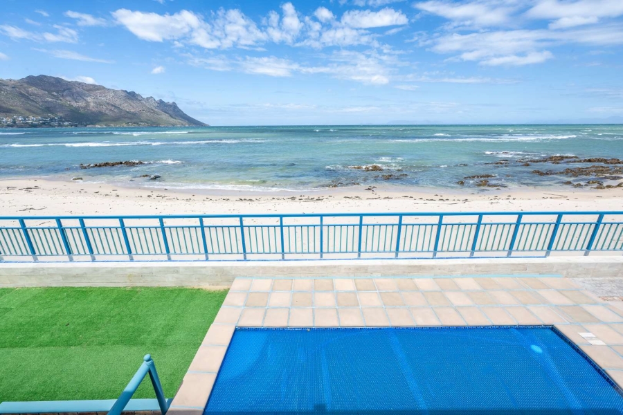 4 Bedroom Property for Sale in Gordons Bay Western Cape